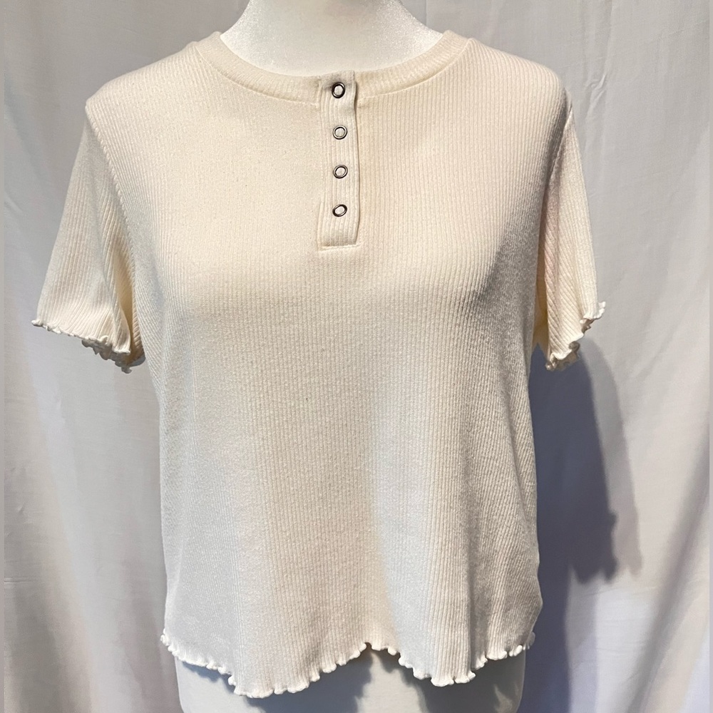 American Eagle ribbed button t shirt